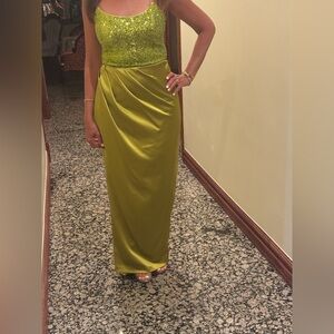 Elegant Green Sequin Evening Gown
